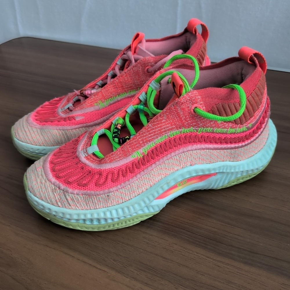 Nike Cosmic Unity 3‎ Shoes Women's 8 Hot Punch Basketball Aja Wilson FQ9395-600